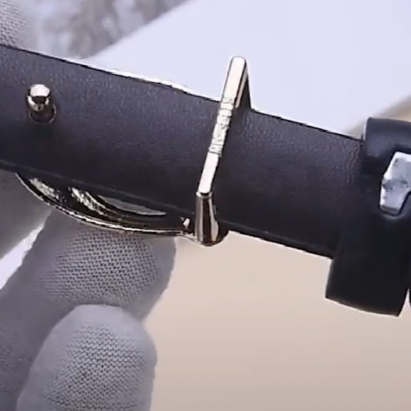 Big letter C classic buckle black belt - Picture 12 of 16